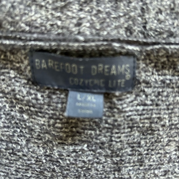 Barefoot Dreams Cardigan - Picture 2 of 5